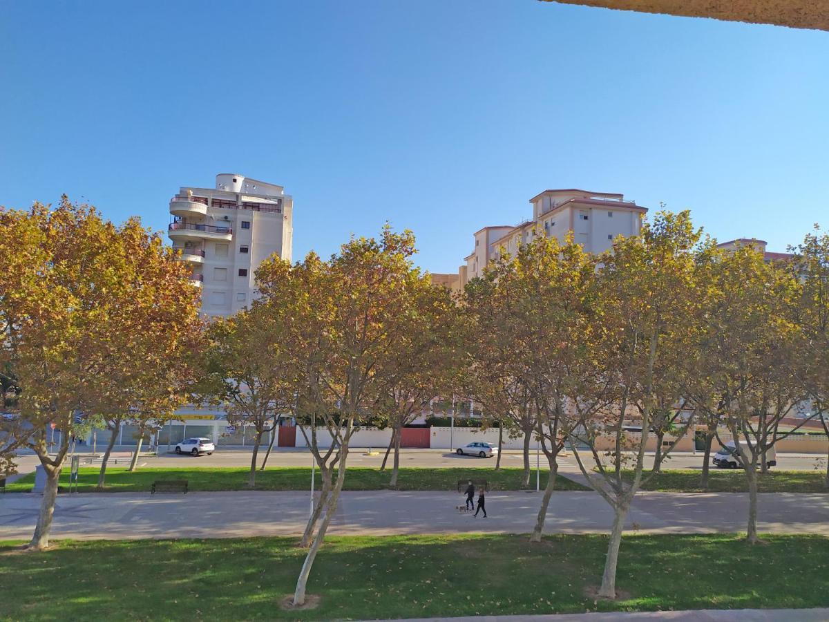 Apartamentos Gandia Beach 3000 Екстериор снимка
