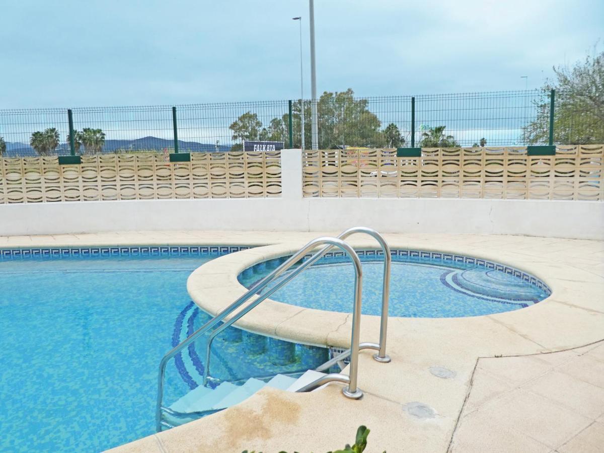 Apartamentos Gandia Beach 3000 Екстериор снимка